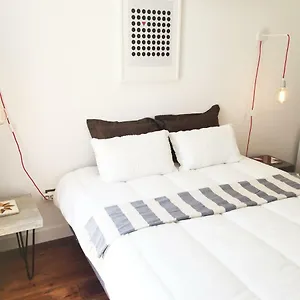 Appartement Apt Lumineux Terrasse Principe Real, Lisboa